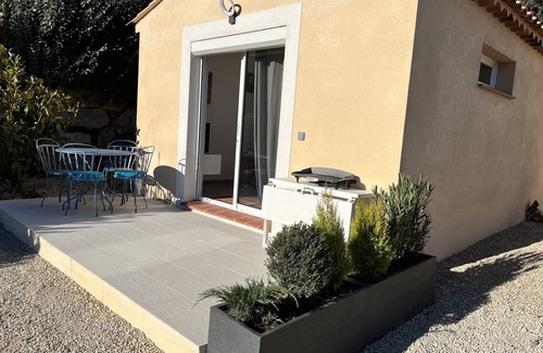 Le Thoronet Apartment | Self-contained studio with swimming pool between the sea, the Gorges du Verdon and the lakes