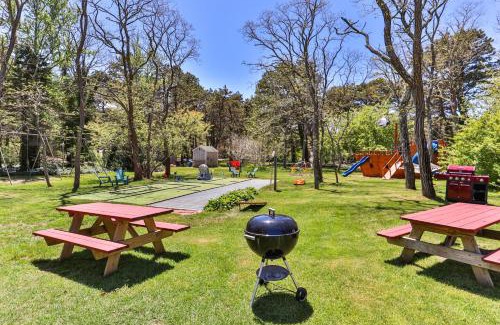 Wellfleet Resort | Self-Sufficient Cottages at Even'tide Resort