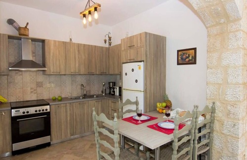 Lefktron House | Selinitsa Stone Home - Mani's Private Pool Retreat