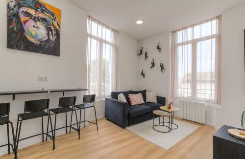 8th Arrondissement Apartment | Selva, appartement cozy, Lyon 8ème