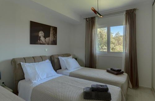 Sarlata Villa | Semeli Art Villa Kefalonia with Pool