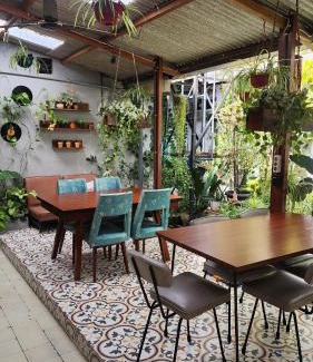 Klojen Hostel | SEMERU HOSTEL MALANG