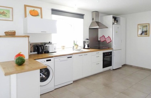 Saint-Meloir-des-Ondes House | Semi-detached house, St. Méloir-des-Ondes