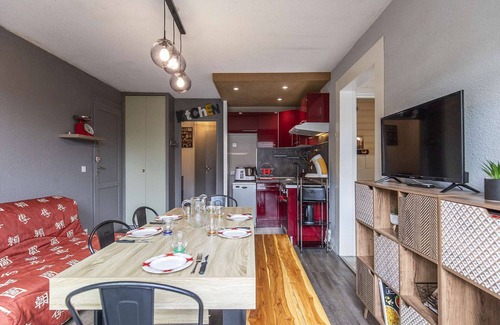 Cauterets Ski Chalet | Semi-detached chalet with terrace and parking in Cauterets