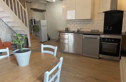Baule Condo | Semi-detached house combining old-world charm and modern comforts