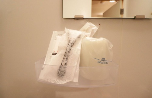 Kabukicho Hotel | semi double room /Shinjuku-ku Tokyo