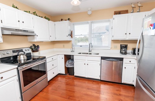 Corolla Light House | Semi-Oceanfront, Community Pool, Hot Tub, 132, Sundance