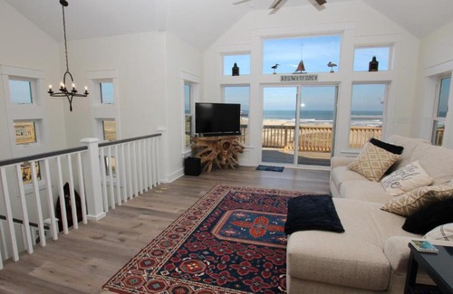 Carova Beach House | Semi-Oceanfront, Wild Horses, Hot Tub, Ocean Views! 4x2000, Sandfiddler Inn