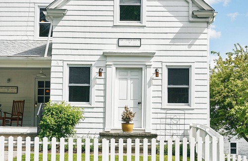 Callicoon House | Seminary Hill Boarding House Apartment 5 by AvantStay | Callicoon