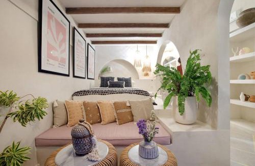 Dyanapura Villa | Seminyak Beach Bungalow Studio #2 with Private Pool