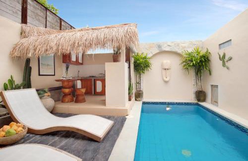 Dyanapura House | Seminyak Beach Bungalow Studio Villa 1 with private pool SBB1