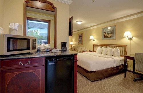 Augusta Hotel | Senator Inn & Spa