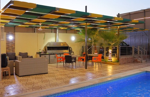 Al-Maghtas Ski Chalet | Sendebad chalet 3 bedroom with two swimming pool in Deaad sea