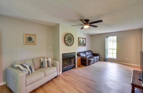 Seneca House | Seneca Vacation Rental Less Than 1 to Lake Keowee Access!