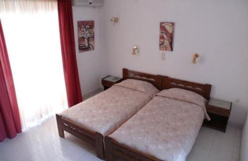 Agia Marina Apartment | Senia Studios