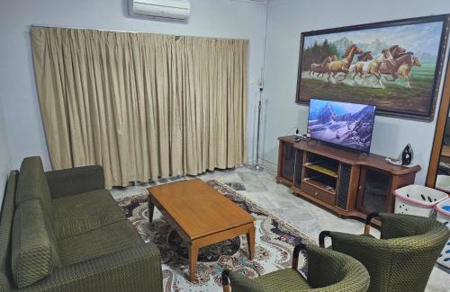 Baharu Apartment | Senorita Sea View At Marina View Villas