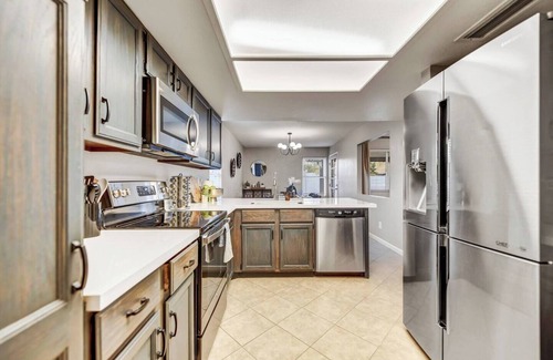 Glendale House | Sensational Glendale home w/FREE Heated Pool!