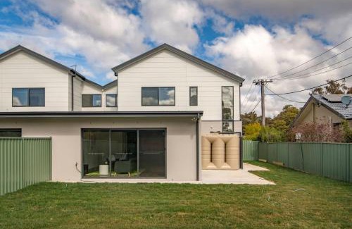 Hawker House | Sensational New Townhouse