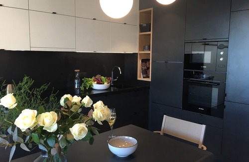 Le Suquet Apartment | Sensational sea view, at the foot of the beaches and the port of Cannes
