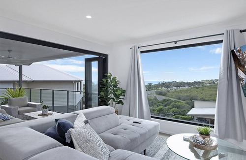 Yeppoon House | Sensational Seaview Home