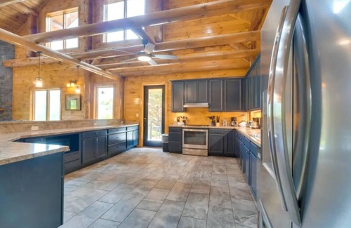 Gatlinburg Cabin | Sensational Views - Panoramic Views