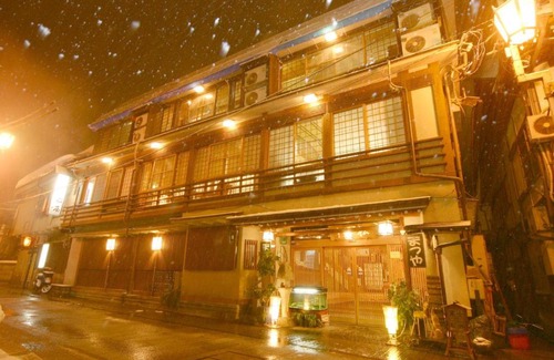 Yudanaka Shibu Onsen Hotel | Senshinkan Matsuya