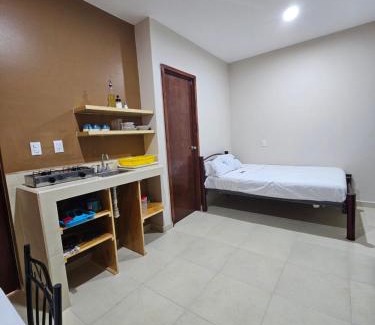 Tehuacan Apartment | Sensity home Constituyentes 1 Amplia habitación equipada