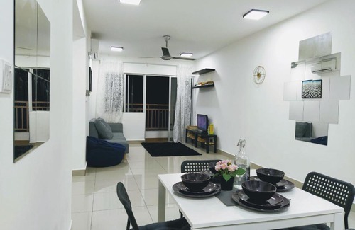 Ijok Apartment | Sentrovue Puncak Alam Apartment