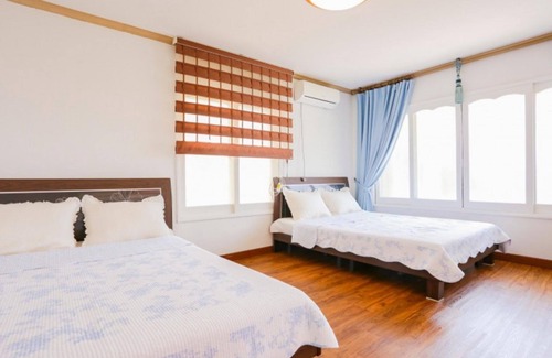 Namwon House | Seogwipo Bangulpungdengi Pension