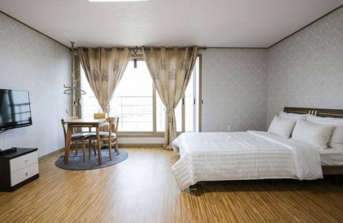 Pyoseon House | Seogwipo Hesede House Pension