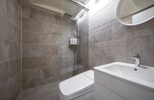 Jungwon-gu Hotel | Seongnam Amare
