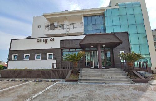 Seongsan House | Seongsan Sunrise Pension