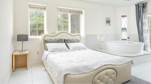 Suwon House | seonjaedo secret spa pension