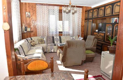 Mojkovac House | Seosko domacinstvo Imanje Medojevic