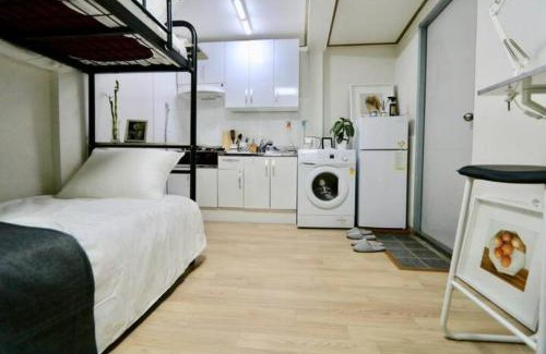 Pil-dong Apartment | Seoul Central Namsan Studio 2Beds #102