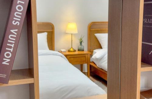 Hwayang-dong Apartment | 'Seoul SOM' 2mins to Gunguk Univ Station, 1 stop to Seongsu Station, KSPO