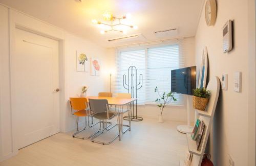 Cheongpa-dong Apartment | Seoul Station Joey House