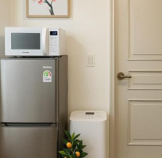 Cheongpa-dong Apartment | Seoyooni Stay 4-Min Walk to Seoul Station, Up to 4 Guests, N Seoul Tower, Gwanghwamun, Gwangjang Market