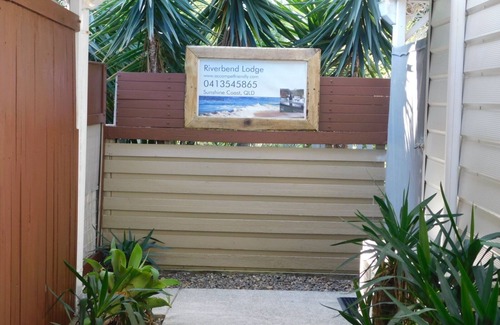 Bli Bli Cottage | Separate Cottage & Cabin pet friendly yards, covered patios, carports .