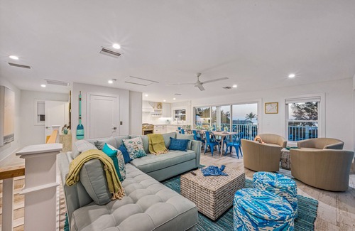 Anna Maria House | September Golf Cart Special