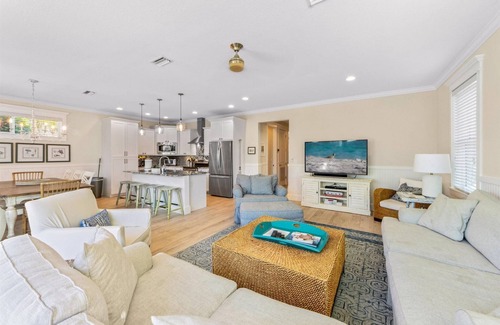 Anna Maria House | September Golf Cart Special