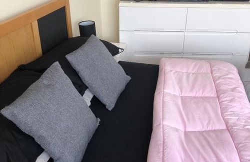 Boscundle Apartment | September - March just 85 per night with free parking & wi-fi