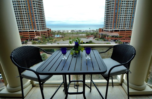 Pensacola Beach Condo | September special; 5 nts just 820 + fees & taxes. Gulf view