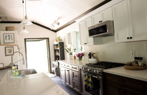 Three Rivers Cabin | Sequoia River Cabin ~ Romantic Rustic Retreat on Kaweah River ~ Close to Sequoia