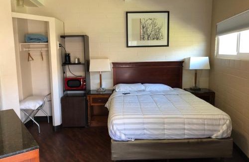 Three Rivers Hotel | Sequoia Village