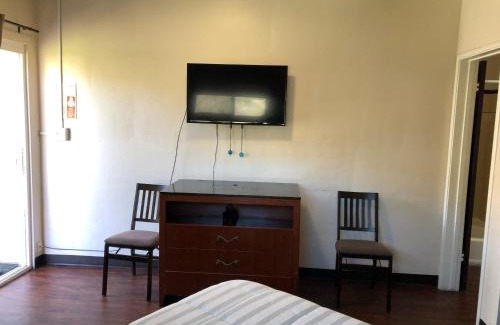 Three Rivers Hotel | Sequoia Village
