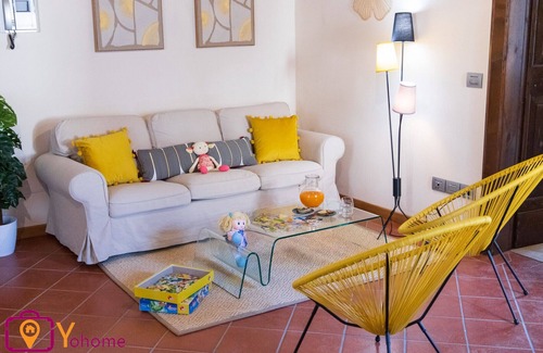 Bargni Apartment | Serafini Home N.2 by Yohome on the Fanesi hills 20km from the sea