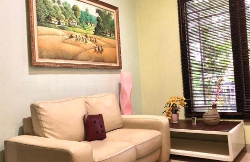 Surabaya House | Serafinna Guest House