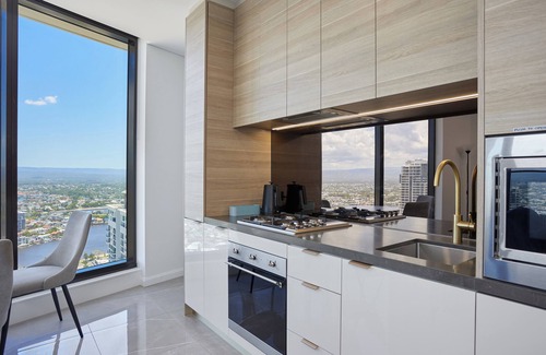 Surfers Paradise Apartment | Serain Residences on 88 Esplanade