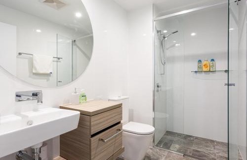 Broadbeach Apartment | Serain Residences on Qube